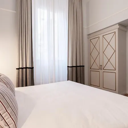 Be Mate Piazza Navona * Rom